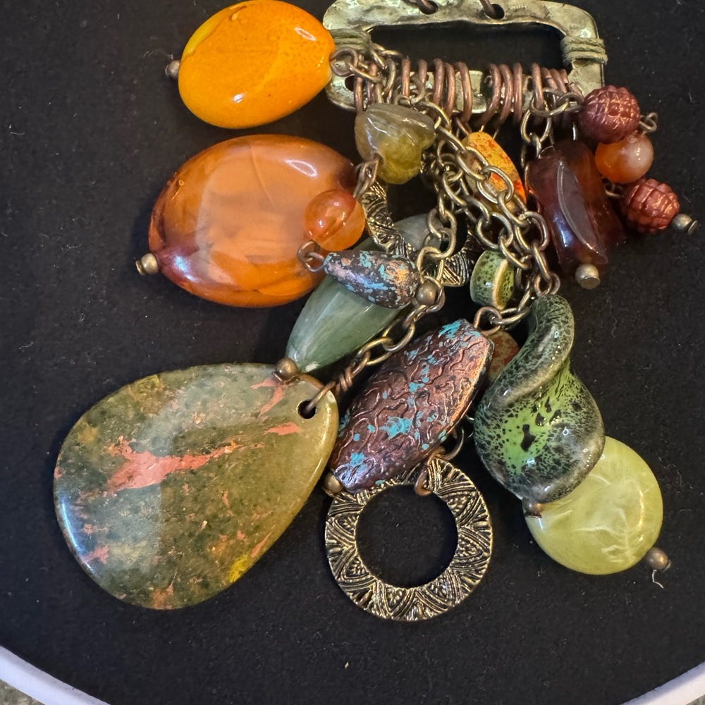 Elegant Multicolor Pendant Statement Necklace - image 4